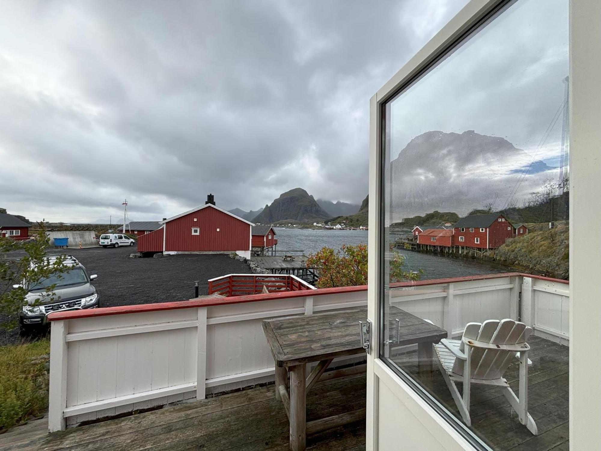 Buodden Rorbuer - Fisherman Cabins Sørvågen Bagian luar foto