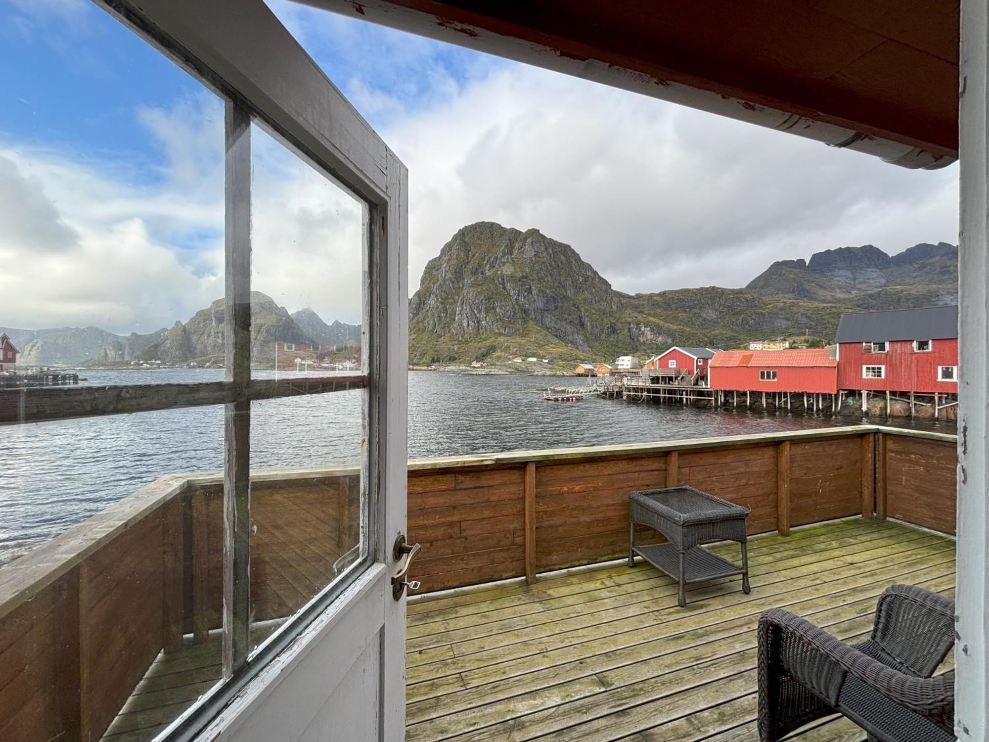 Buodden Rorbuer - Fisherman Cabins Sørvågen Bagian luar foto