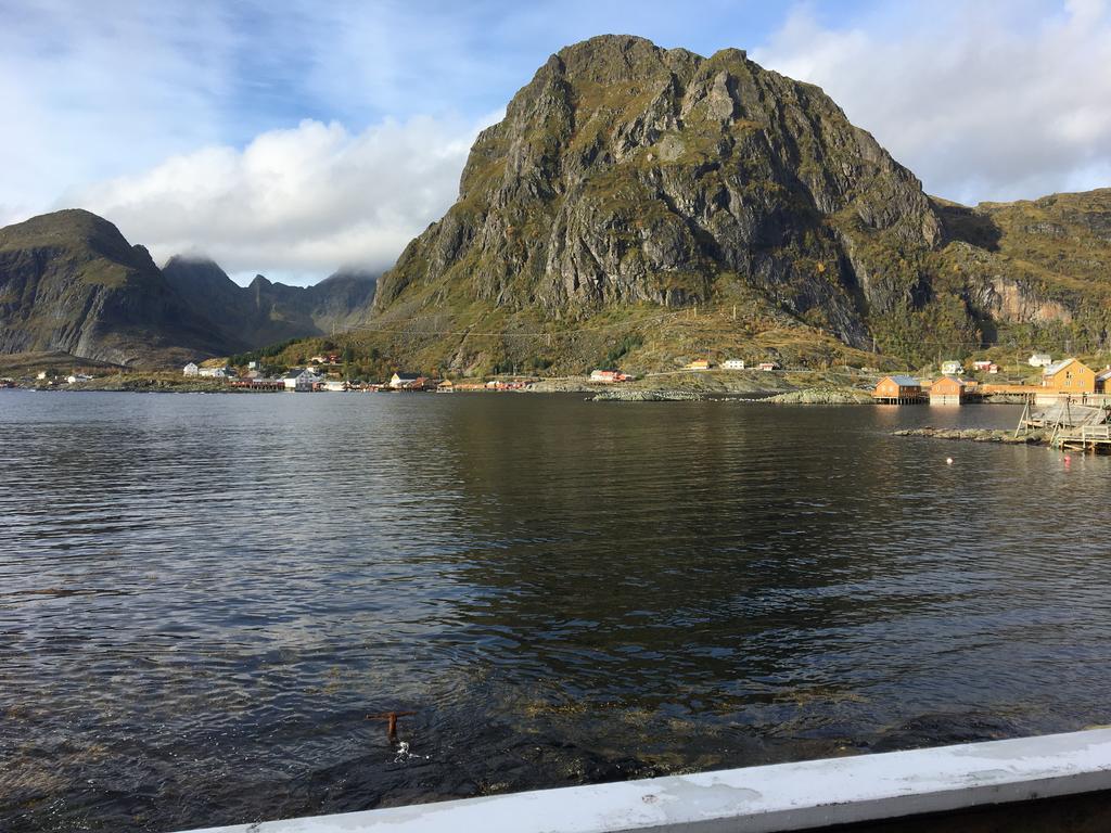 Buodden Rorbuer - Fisherman Cabins Sørvågen Bagian luar foto